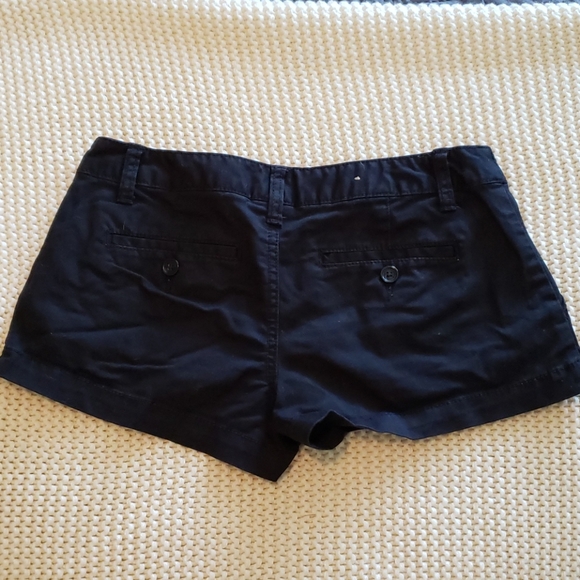 Mossimo Shorts - Picture 2 of 3